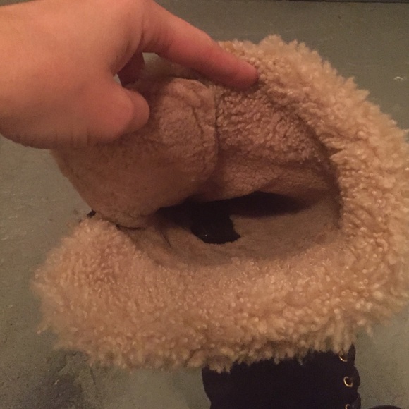 Mui mui brown suede real fur lined snow boots - Picture 3 of 3