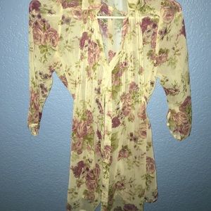 Full Tilt Flower Slight Ruffled Top