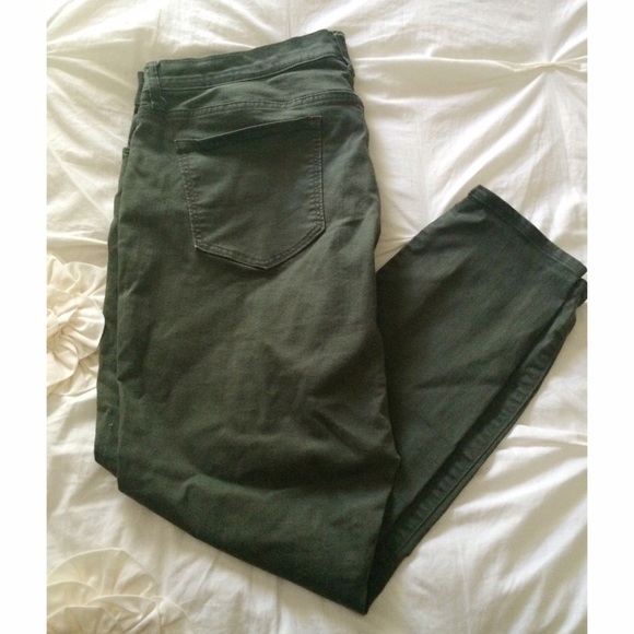 Old Navy "Rock Star" Skinny Jeans