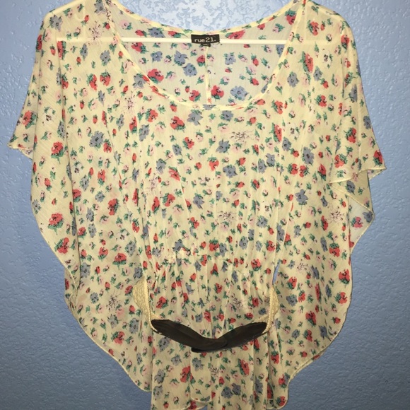 Rue 21 Top