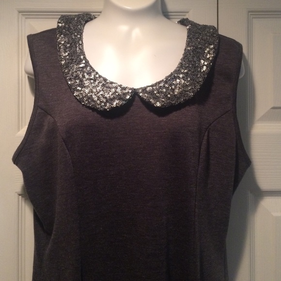 Grey sleeveless dress