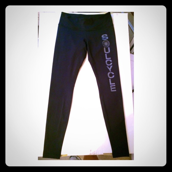 SoulCycle Lululemon long black leggings- brand NWT