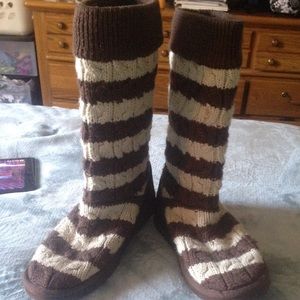uggs dakota tobacco size 8 uggs dakota tobacco size 8