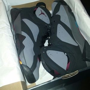 Air Jordan 7 Bordeaux- GS size 6.5