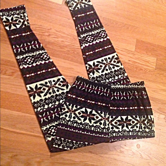Pants - Stunning fall tribal mix leggings! OSFM