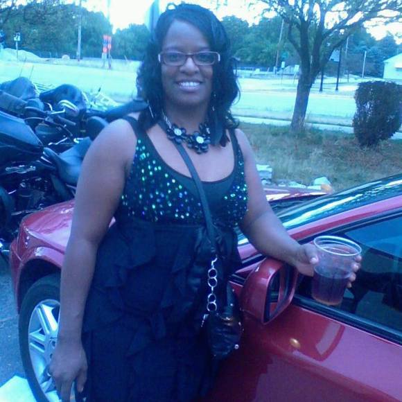 Meet your Posher, Roschelle - Picture 1 of 1