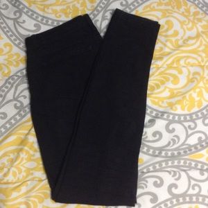 Black skinny jeans