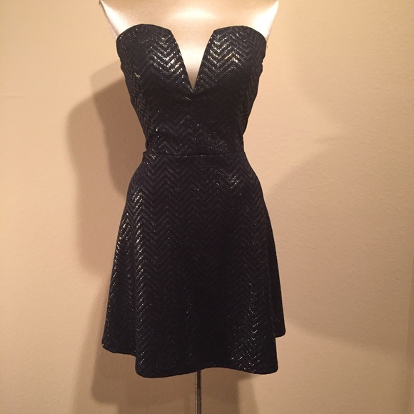 Dresses & Skirts - Navy Skater Dress