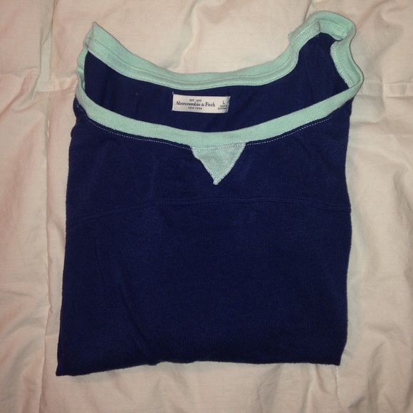 Abercrombie & Fitch blue top