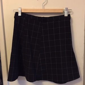 Grid print lulu skirt nwot