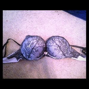 32 C bombshell from Victoria's Secret. Worn twice