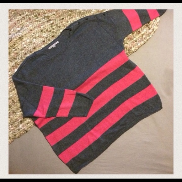 Two Gap sweaters