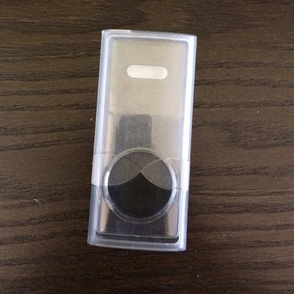 iPod Nano case with screen cover