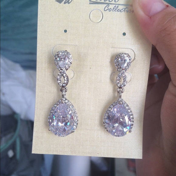 Brand new Wedding earrings