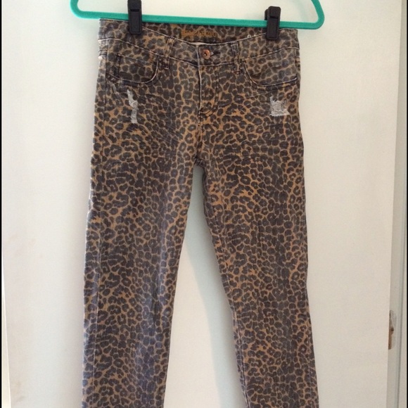 Leopard jeans
