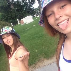 Meet your Posher, Amanda