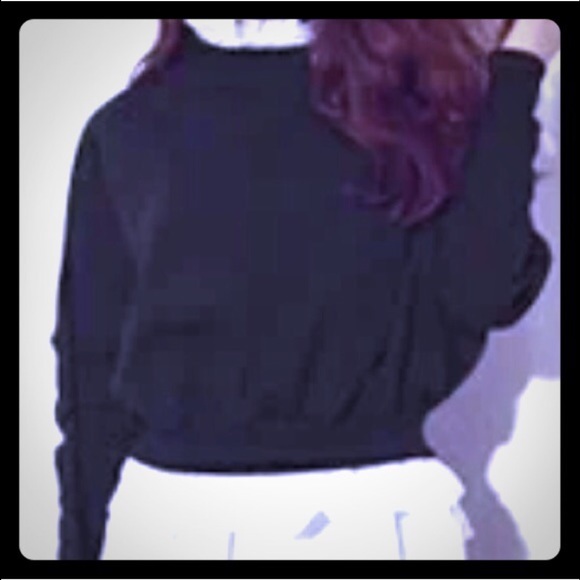 Loose sweatshirt/sweater with Ruffles