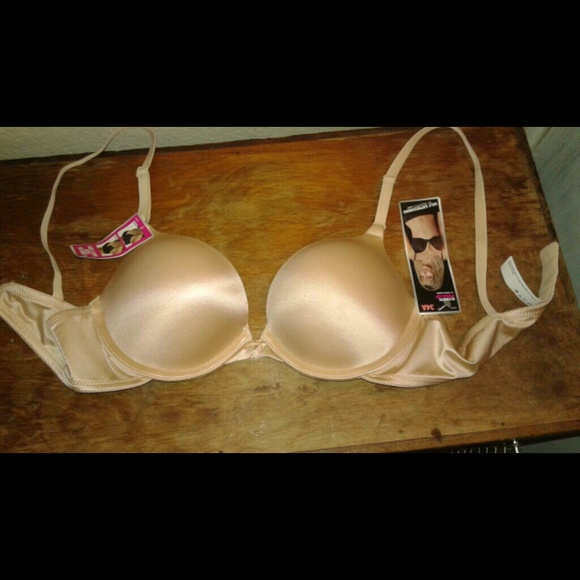 34A nude extreme push up