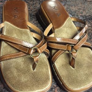Cute leather strap it thong sandals