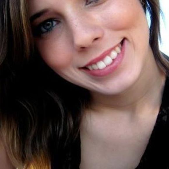 Meet your Posher, Katelyn