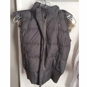 Abercrombie & Fitch vest