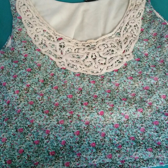 Floral Crop Top