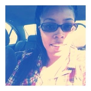 Meet your Posher, Mesha