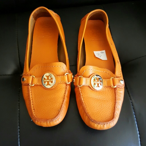 Tory Burch "Bev" tumbled leather moccasins