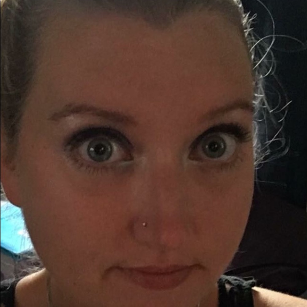 Meet your Posher, Valerie