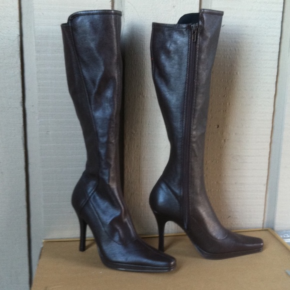 Nine West boots (NWOT)