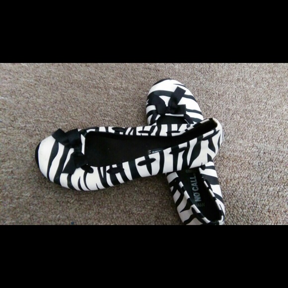 Zebra flats