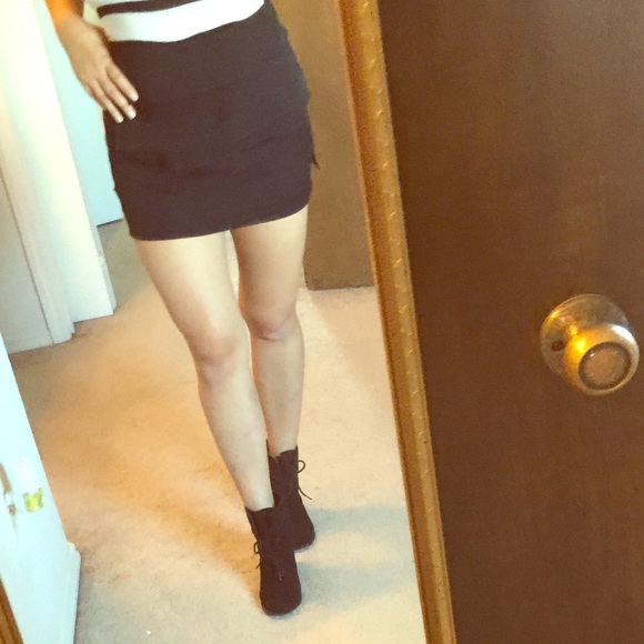 Bebe layered detail skirt