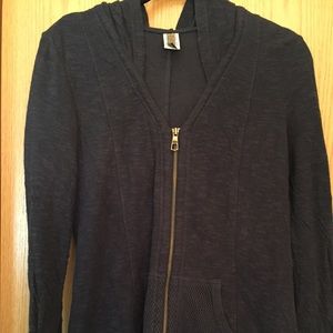 Long sleeved navy zip up jacket
