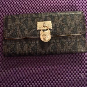 MK wallet