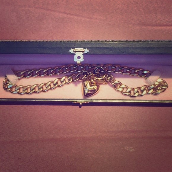 Juicy couture gold charm necklace