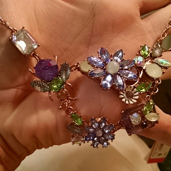 Betsey Johnson flower necklace. Brand new