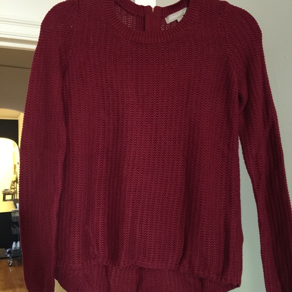 Banana republic maroon sweater