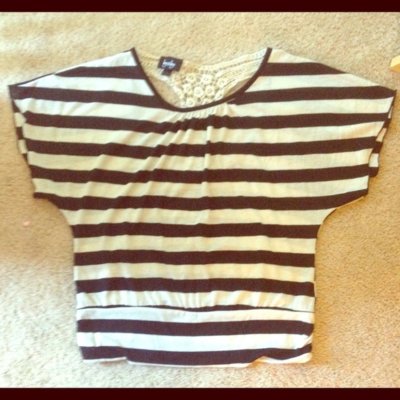 Black and Off-White Striped Tee - Picture 1 of 2
