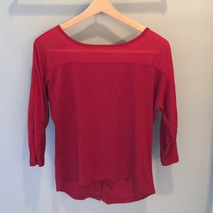 The Limited 3/4 length Top Size S