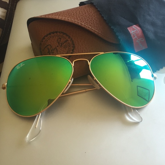 Ray-Ban Accessories - Green ray ban mirror aviators with gold frames