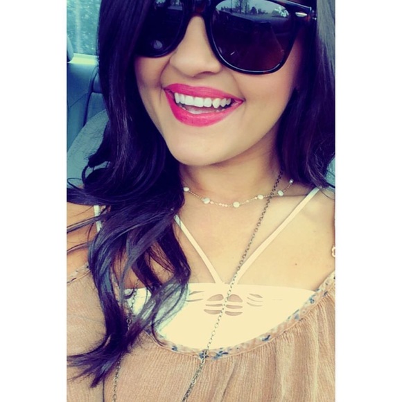 Meet your Posher, Taryn - Picture 1 of 1