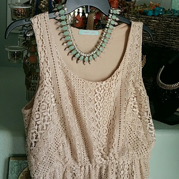 ❤SOLD❤ Dusty Mauve Dress - Picture 2 of 2