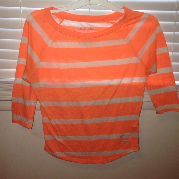 Aeropostale t shirt