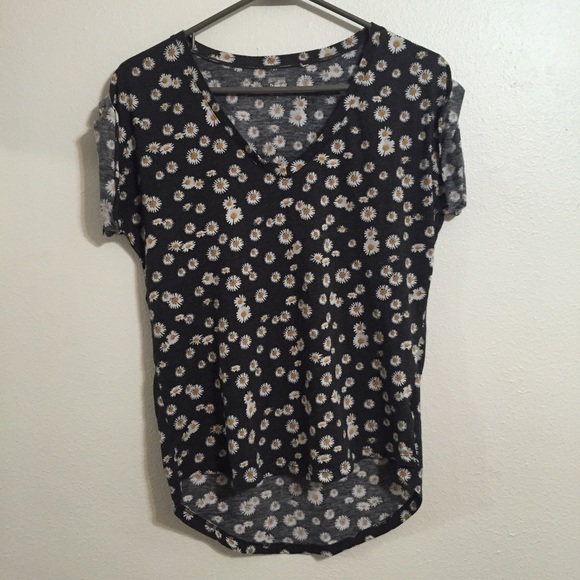 daisy top - Picture 2 of 2