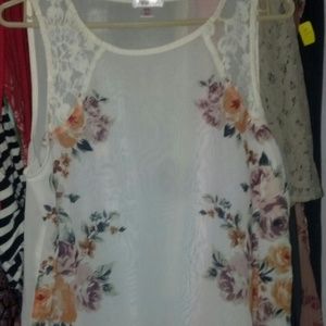Gorgeous flowered peplum top with lace detail