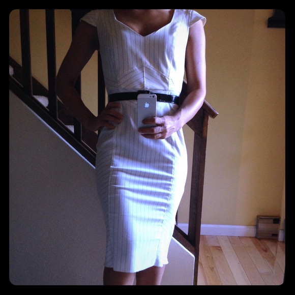 Classy office  dress :)