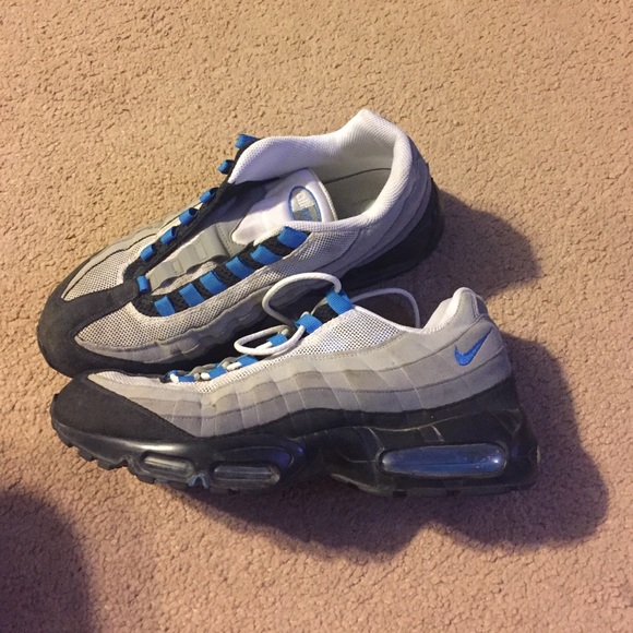 Air Max 95s - Picture 1 of 4