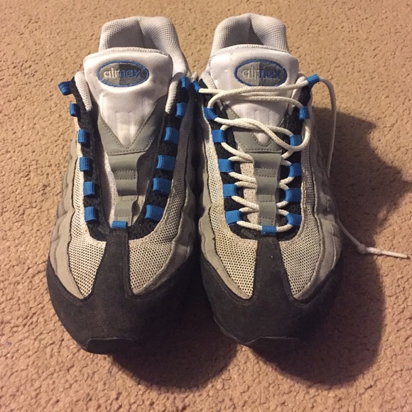 Air Max 95s - Picture 4 of 4