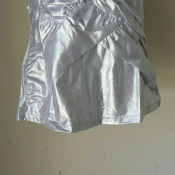 Metallic silver halter top - Picture 3 of 4
