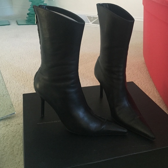 BCBG MAXAZRIA boots
